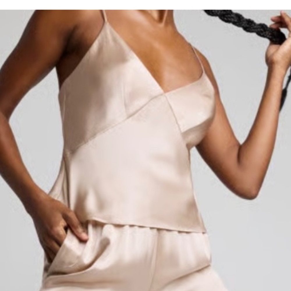 Negative eclipse washable 100% mulberry 17mm silk cami champagne Fizz Small $120